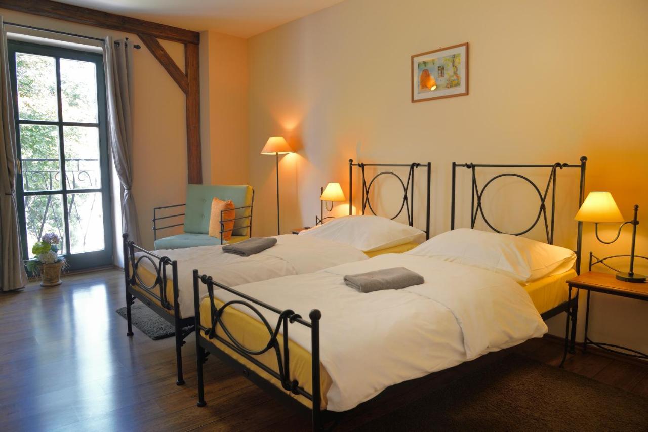 Vysoké Mýto Hotel Via Ironia מראה חיצוני תמונה